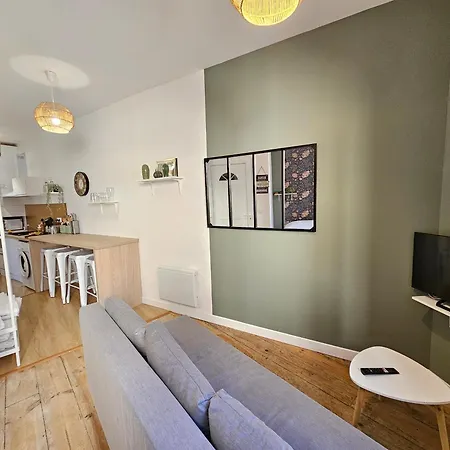 Апартаменты Castle - 2 Personnes - Chateau Лурд