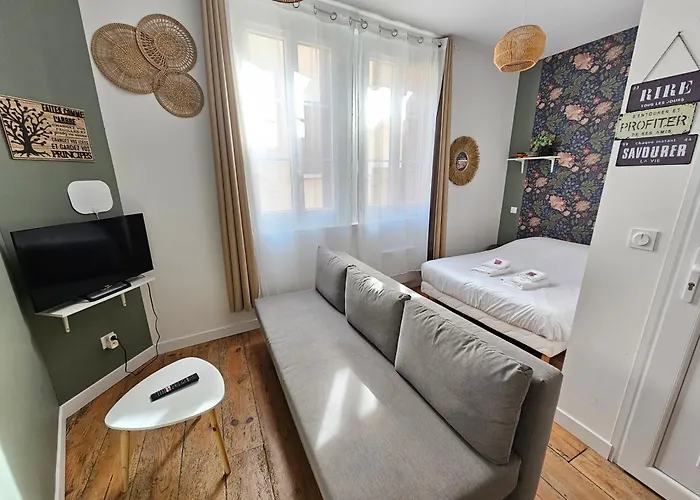 Castle - 2 Personnes - Chateau 公寓 卢德